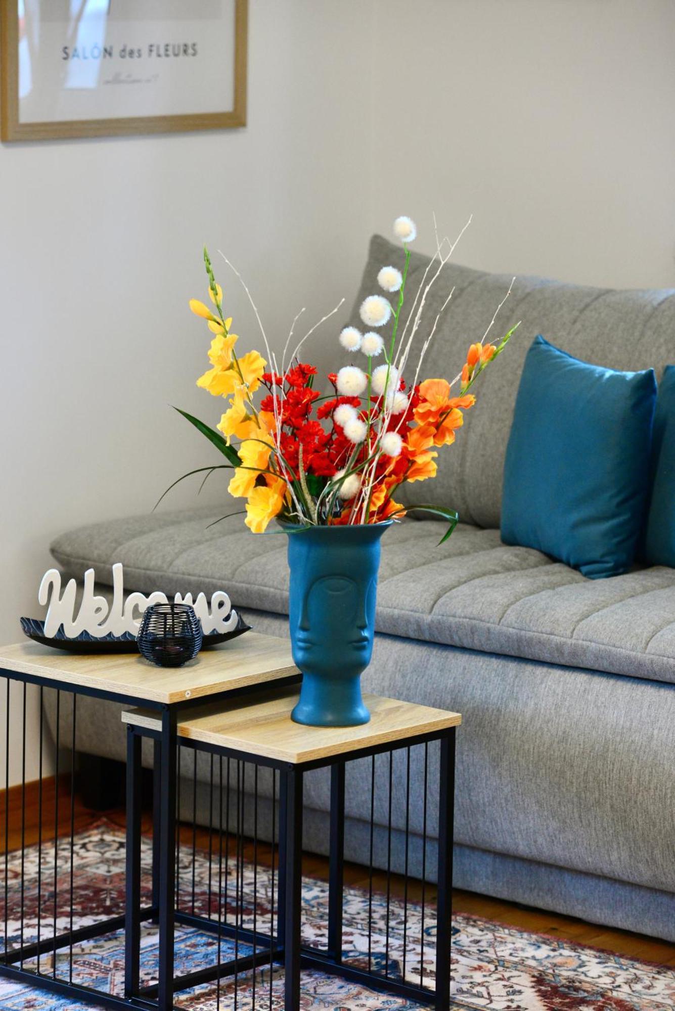 Apartamento New With Parking And Metro In Front Of The House Viena Exterior foto